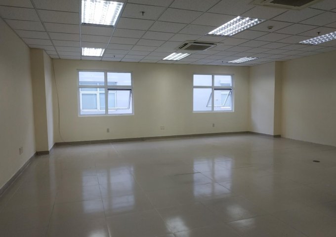 Cho thuê văn phòng tòa nhà VN Post, 300.000đ/m2/th, sàn trần đẹp sẵn, LH: 0942 32 6060 Thủy