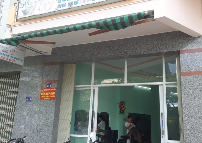 Bán nhà mặt tiền đường Nguyễn Văn Linh, TP Tuy Hòa, 152m2, tiện KD