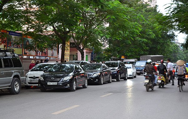 Mặt phố Nguyễn Thị Định, Cầu Giấy. Vỉa hè rộng, KD siêu đỉnh 56m2x5T. Giá 24.5 Tỷ