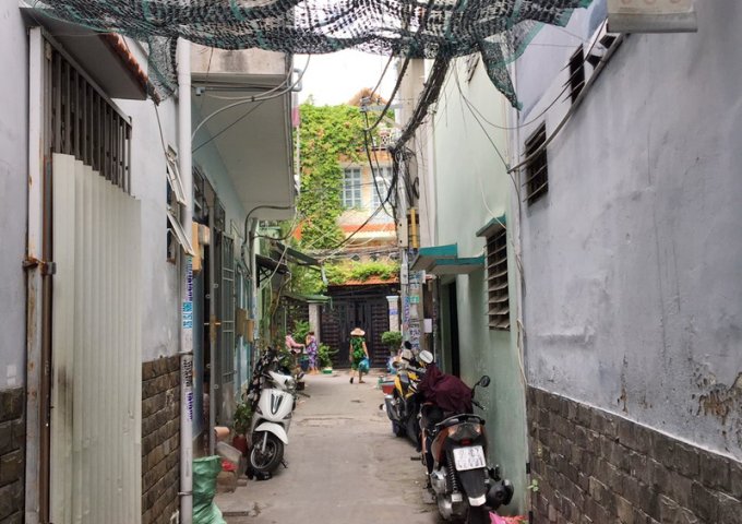 Bán nhà 1 lầu (4.2x12m) hẻm 435 Huỳnh Tấn Phát gần KCX Tân Thuận Quận 7.