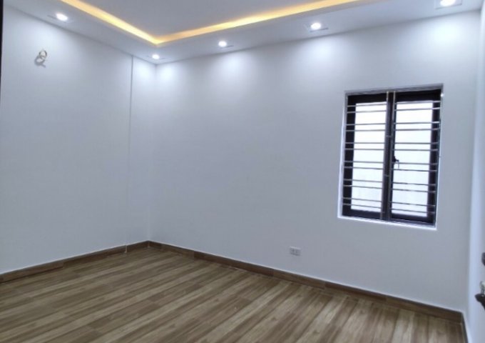 Cần bán nhà đẹp mới xây xong trong ngõ 133 đường Chùa Hàng, Lê Chân , Hải Phòng 