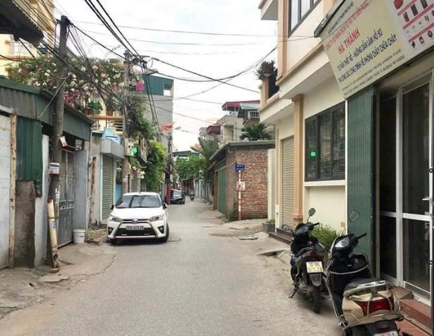 Bán nhà mặt phố Ngô Gia Tự - Long Biên, 456M2, Mặt tiền 10M, 69.96Tr/ M2.