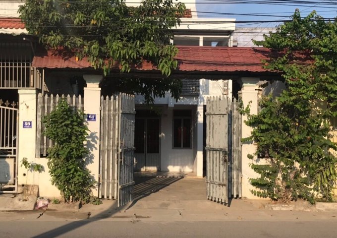 Bán nhà 2 tầng MT đường 2/4, p. Vĩnh Hòa, tp. Nha Trang.