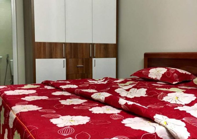 Cho thuê căn 3 phòng ngủ full đồ giá rẻ ở FLC 36 Phạm Hùng