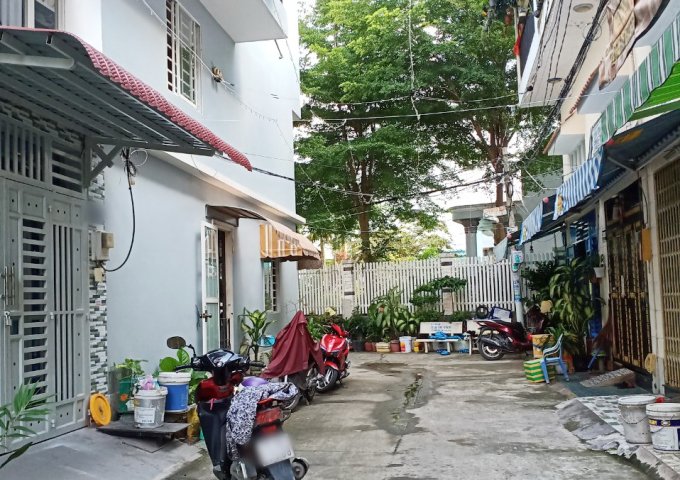 Bán nhà đẹp 1 lửng,1 lầu hẻm xe hơi 8m 2221 Huỳnh Tấn Phát huyện Nhà Bè  