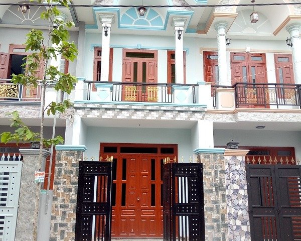 Bán nhà 1 trệt 1 lầu sổ hồng riêng, DT 100m2, đường 6m, GIÁ 880TR/căn ngay TT Vĩnh Cửu, Đông Nai.