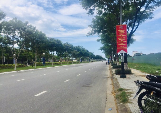 Bán nhanh lô đất mặt tiền đường Nguyễn Xí, đoạn gần Nguyễn Sinh Sắc