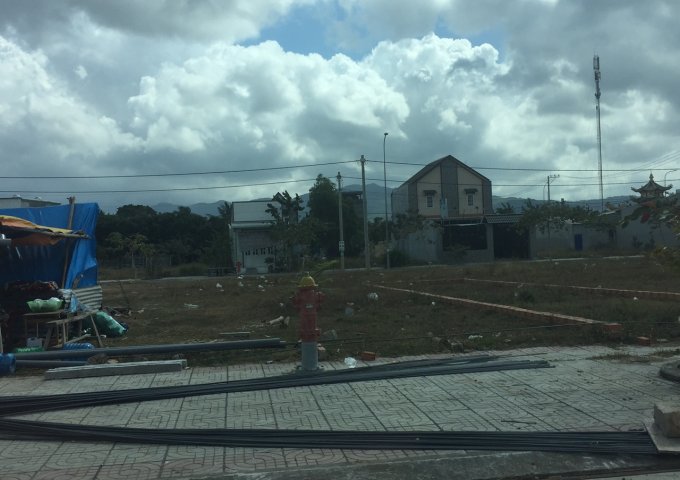 Bán đất ngay Trung tâm Thị xã Phú Mỹ - 250m2, giá 900 triệu