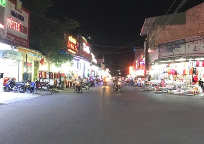 Cho thuê đất KDC Việt Sing - Thuận An, giá 8 triệu/tháng, khu đất gần chợ