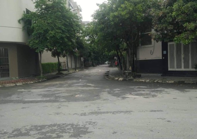 Bán gấp BIỆT THỰ LIỀN KỀ chính chủ phố Mậu Lương, Hà Đông, Hà Nội, Lô góc, ô tô đỗ cửa