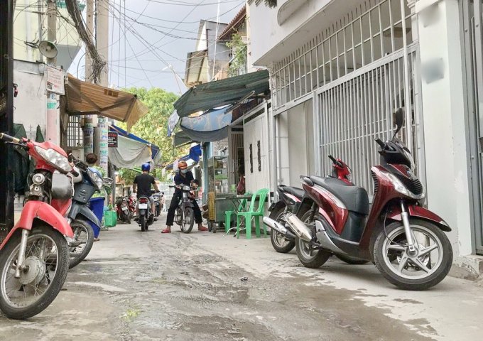 Bán nhà 1 lầu mặt tiền hẻm xe hơi 1716 Huỳnh Tấn Phát (nhà giảng) huyện Nhà Bè 