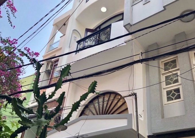 Nhà phố Nguyễn Thái Bình vị trí đẹp, giá ngon nhất khu vực Tân Bình, DT: 4.6x19m, 2 lầu ST, 12 tỷ