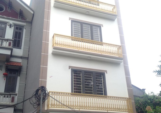 Chính chủ cần bán nhà 5 Tầng xây mới Ngõ 31 Đặng Vũ Hỷ, phường Thượng Thanh, Long Biên. 
