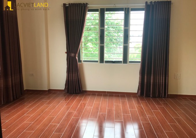 Chính chủ cần bán nhà 5 Tầng xây mới Ngõ 31 Đặng Vũ Hỷ, phường Thượng Thanh, Long Biên. 