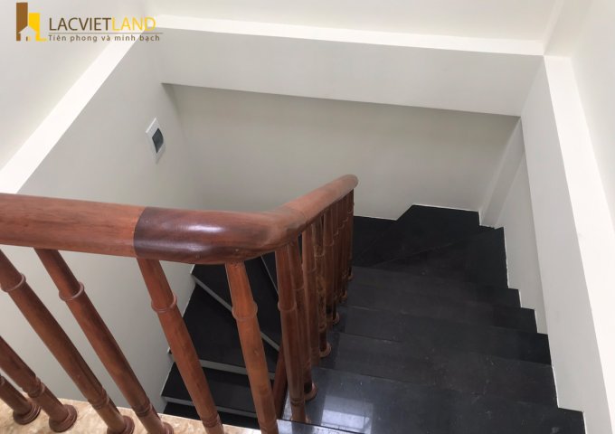 Chính chủ cần bán nhà 5 Tầng xây mới Ngõ 31 Đặng Vũ Hỷ, phường Thượng Thanh, Long Biên. 