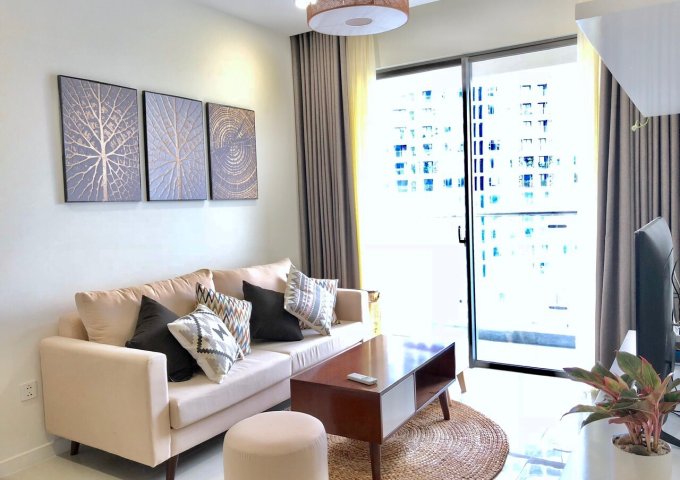 Cho thuê căn hộ chung cư Saigon Airport, quận Tân Bình, 2 phòng ngủ, nội thất cao cấp giá 17 triệu/tháng