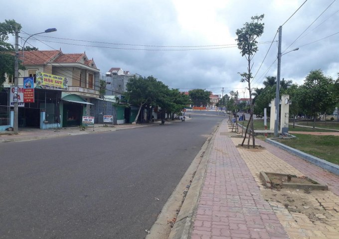 Cần bán gấp nhà mặt tiền 17m đường Quang Trung – huyện Kbang, Gia Lai