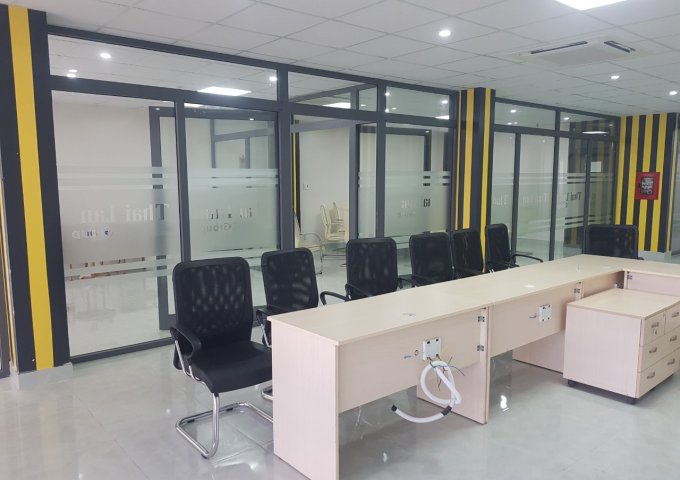 Cho thuê văn phòng làm việc nằm tại trung tâm thành phố Đà Nẵng giá rẻ. Liên hệ My 0938928497 để được tư vấn.