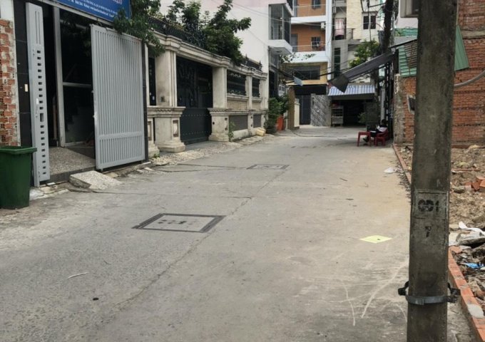 Bán đất hai mặt tiền đường 8m tại Nguyễn Xí, Bình Thạnh, ngay khúc 1 chiều gần bến xe miền Đông