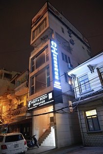 Chính chủ cần bán nhà 7 tầng, có thang máy, có hầm để oto , 3 mặt thoáng tại Trương Định, Hoàng Mai, Hà Nội.