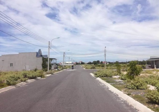 Bán đất mặt tiền đường Võ Thị Sáu thị trấn Liên Hương-Tuy Phong-Bình Thuận 0869091260(Thanh) 