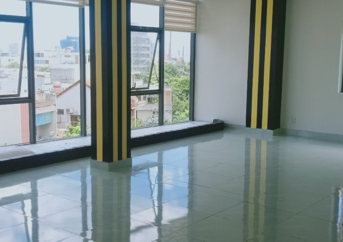 Cho thuê văn phòng làm việc nằm tại các tòa nhà trung tâm thành phố Đà Nẵng giá rẻ. Liên hệ My 0938928497 để được tư vấn.