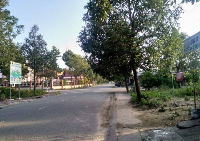 Bán đất 10x30 đường DB9 Xã Phú Tân, Thủ Dầu Một,  Bình Dương đối diện Ủy Ban Phú Tân giá 16.2 Triệu/m²