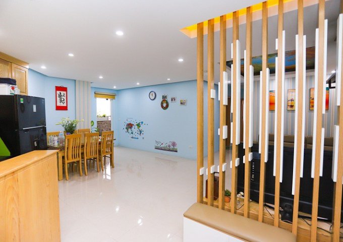 Bán căn hộ 3 PN full nội thất số 210 Quang Trung Hà Đông - 1.8 tỷ - Sổ đỏ chính chủ. 