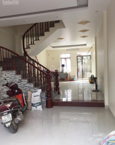 Cho thuê nhà riêng phân lô Thanh Bình, Mỗ Lao, dt 70 m2 x 4 tầng, oto đỗ cửa