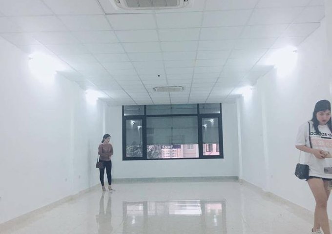 Mặt sàn văn phòng 35-80m2 siêu HOT phố Tây Sơn, Đống Đa