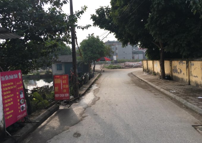 Bán 60m2 đất thổ cư tại Cổ Bi, Gia Lâm, Hà Nội, đường thông ô tô vào nhà
