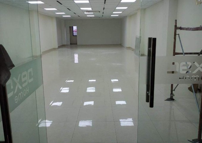 Tòa nhà Nguyễn Trãi cho thuê mặt sàn văn phòng 150m2 giá ưu đãi nhất khu vực
