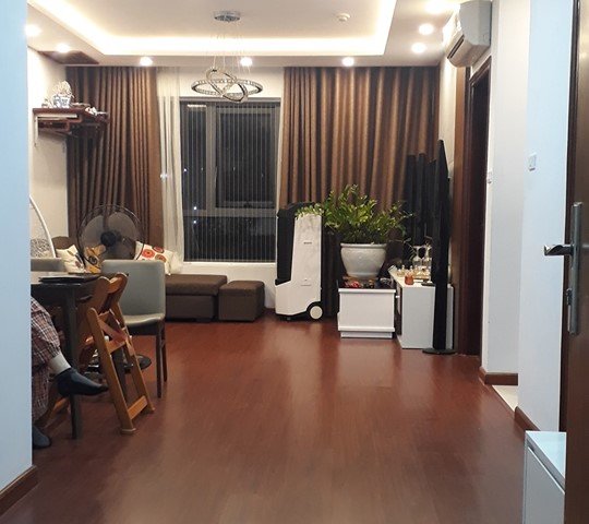 Chính chủ bán căn hộ 2 phòng ngủ tại Goldsilk Complex. Hạ giá chốt chỉ 1,67 tỷ