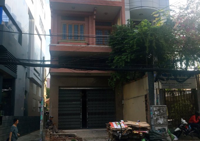 Cần bán căn góc 2MT Lê Quang Định gần Chợ Bà Chiểu 6x40 NH 11m tôi chỉ bán 180tr/m2