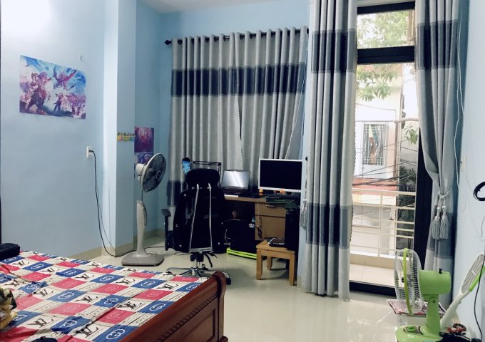 Cho thuê nhà NGUYÊN CĂN MT Lý Ký Quỳ Hải Châu,  Đà Nẵng diện tích 100m2  giá 13 Triệu/tháng