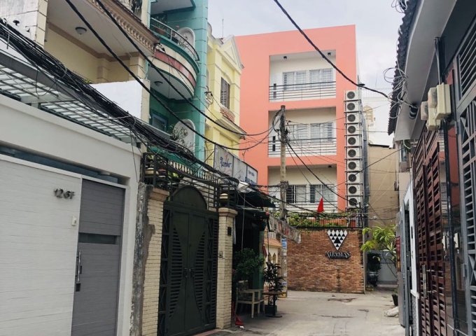 Nhà giá rẻ HXH đường Phan Văn Trị, Bình Thạnh, DT 4.5x14m, giá 10,5 tỷ