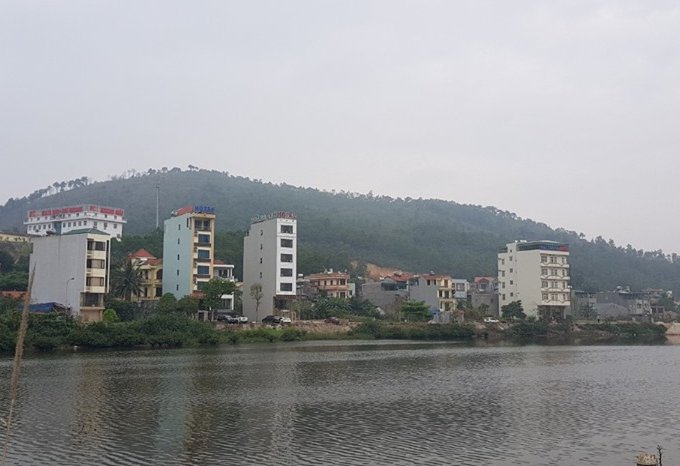 Chính chủ cần bán ô đất siêu đẹp view hồ Ao Cá - Hạ Long. Giá chỉ 59tr/m2