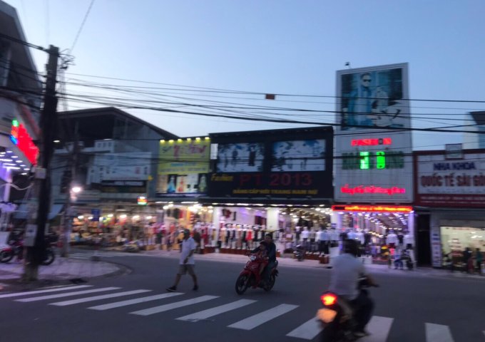 Bán nhà 1 lầu ngay đường D17 chợ đêm KDC Viet Sing, An Phú, Thuận An,  Bình Dương diện tích 150m2 full thổ cư  giá 6.5 Tỷ