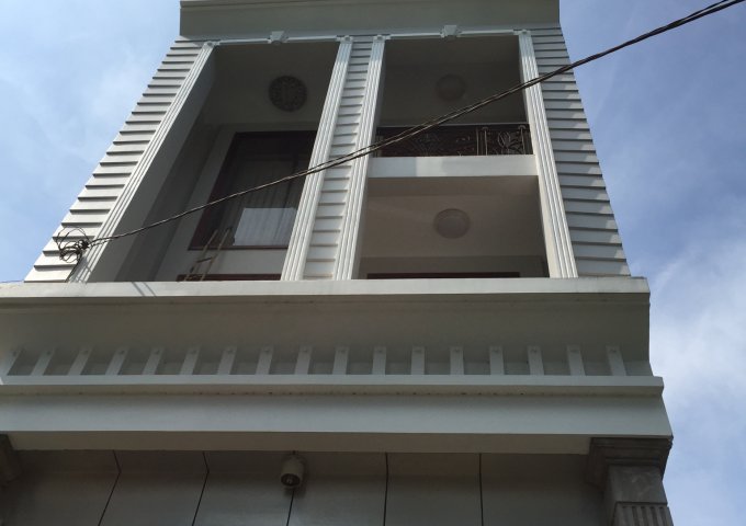 Bán nhà mặt tiền đường Trường Sơn, Dt 4.5x20, nhà 4 lầu, cho thuê 50tr, giá 20.9 tỷ TL