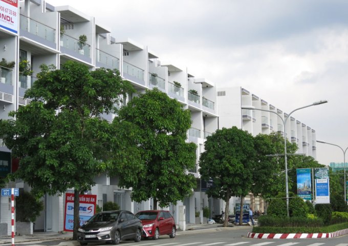 Cần bán nhà hoàn thiện nội thất cao cấp mặt tiền Shophouse KDC Dương Hồng Garden House,11.8 tỷ TL