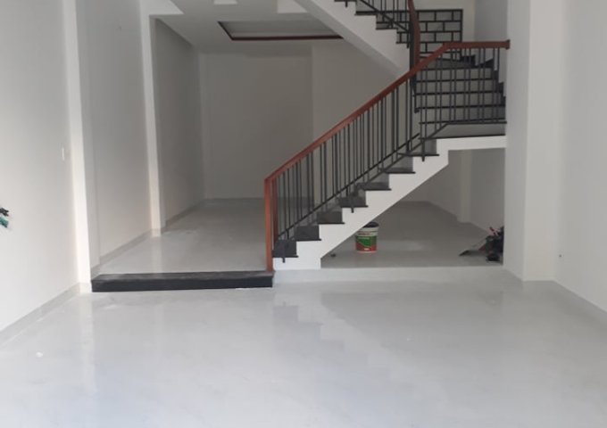 Cho thuê nhà mới xây 3 tầng đường Trần Cao Vân quận Thanh Khê