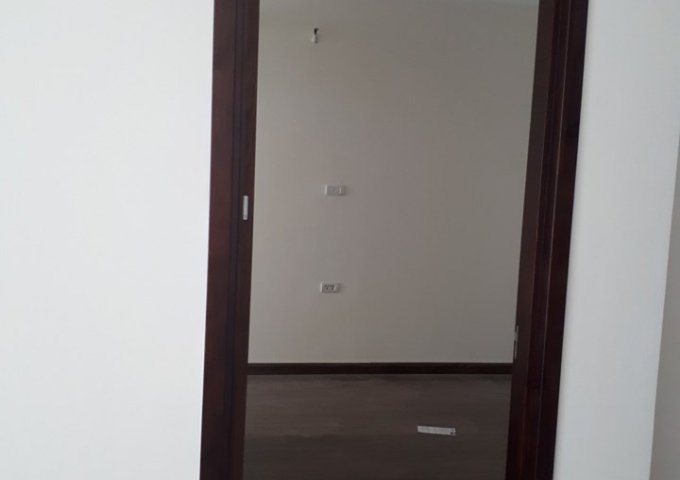 Bán căn hộ 65,5m2 2PN tại căn hộ A10 Nam Trung Yên chỉ có 29tr/m2