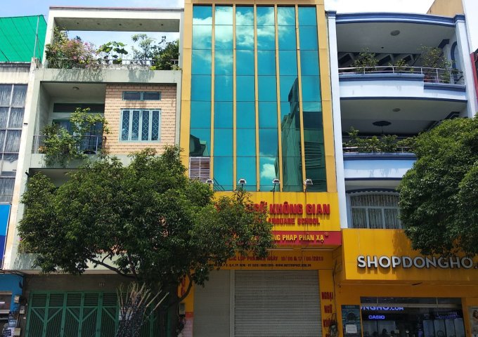 Nhà HXH Trần Quang Diệu, DT 4.2x12.5m 1T 2L ST. Giá 7.8 tỷ