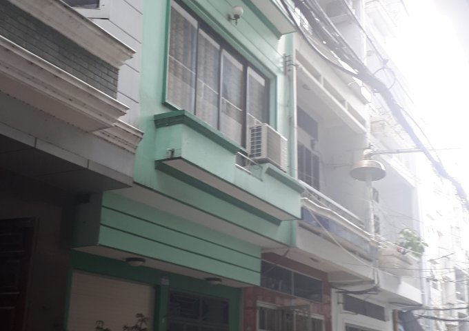 Bán nhà mặt tiền đường Trần Quốc Hoàn  P. 4, Tân Bình. Giá 20.5 tỷ