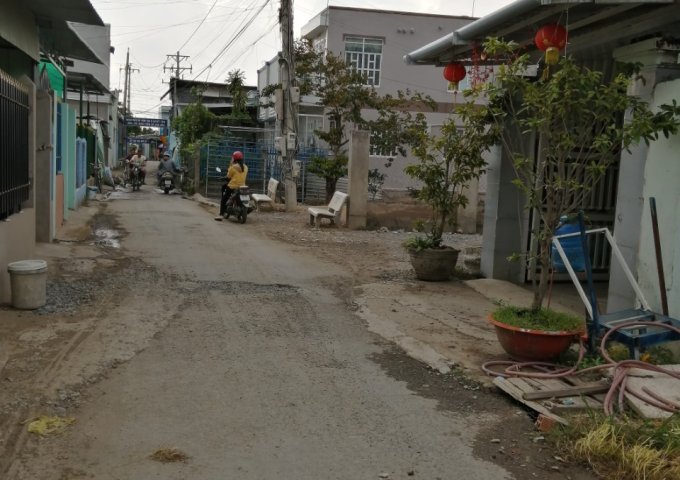Đất Trung tâm TT Cần Đước, đường Nguyễn Văn Trỗi, 90m2, giá 10 triệu/m2, lh: 0931332928