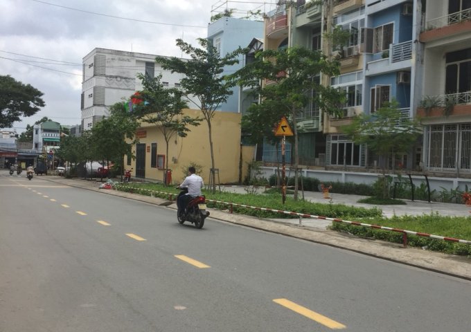 Bán nhà HXH đường Quang Trung, P10, DT 4 x 22m, 2 lầu, giá 7,4 tỷ.
