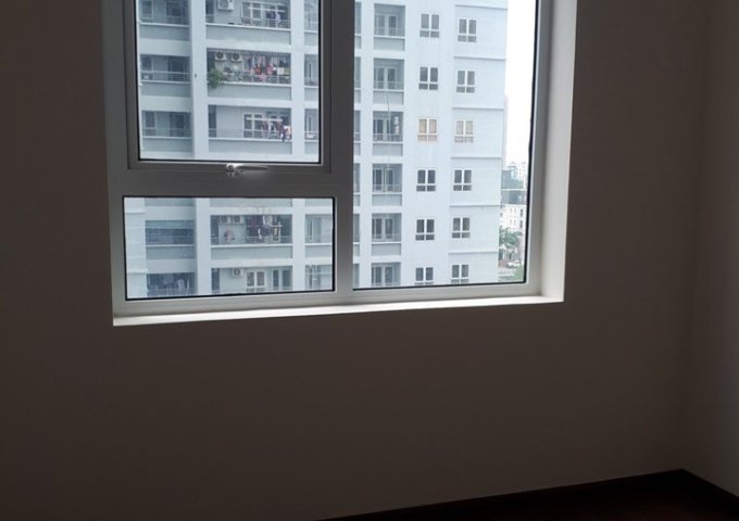 Bán gấp căn hộ bên A10 Nam Trung Yên 60,5m2 với giá 29tr/m2