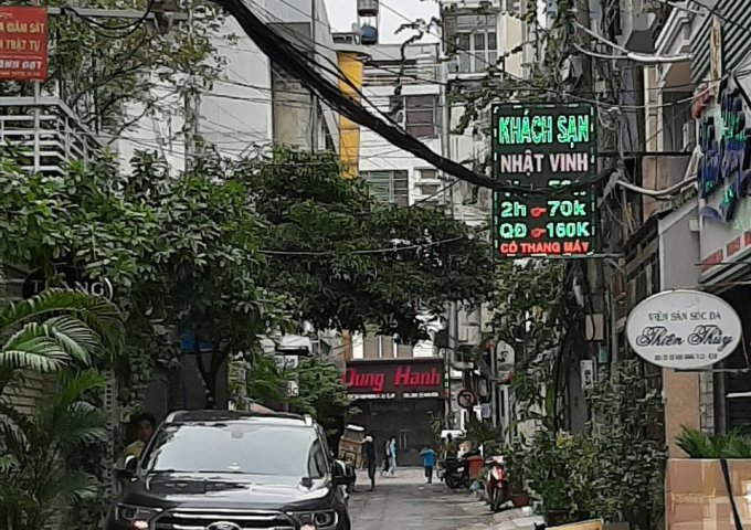 Bán nhà giá rẻ  HXH Trần Quang Diệu, P14, Q3 giá 7,8 tỷ