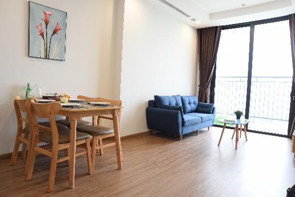Cho thuê gấp căn hộ 2 phòng ngủ Full 12tr Tòa G2 CC Green Bay-MỄ Trì Hạ.0983814882.