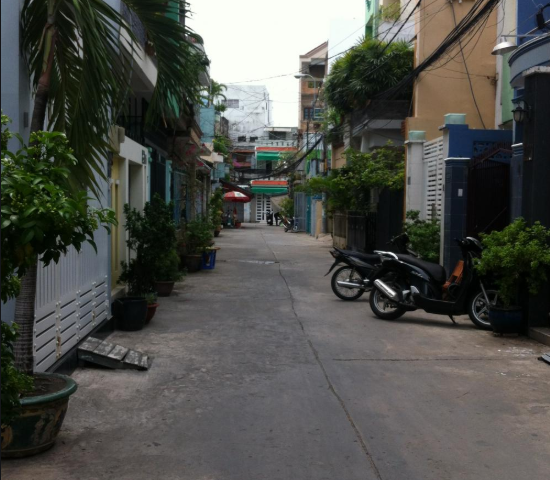 Bán nhà cấp 4 xây căn hộ hẻm 10m đường CMT8 P6, Tân Bình, DT: 5x40m DTXD 170m2, LH: 0833 88 69 44